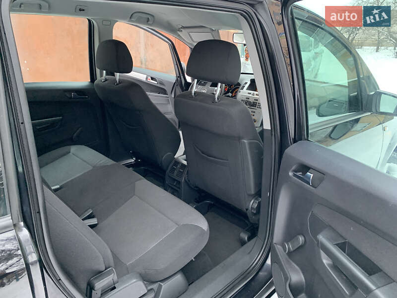 Мінівен Opel Zafira 2009 в Сарнах