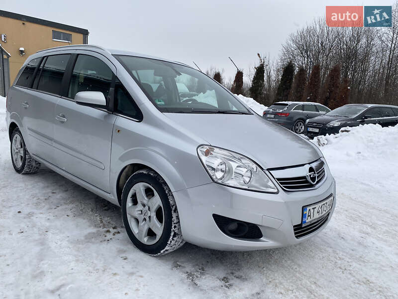 Opel Zafira 2008