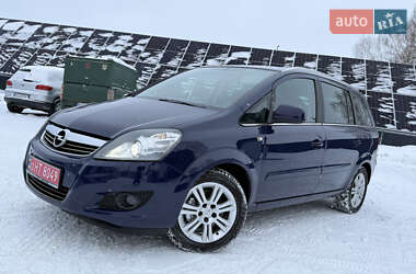 Минивэн Opel Zafira 2012 в Владимире