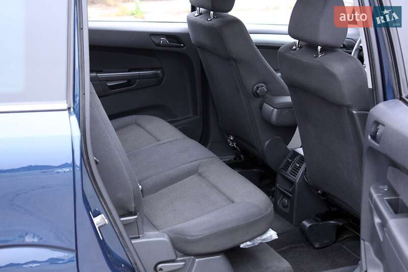 Минивэн Opel Zafira 2012 в Виннице