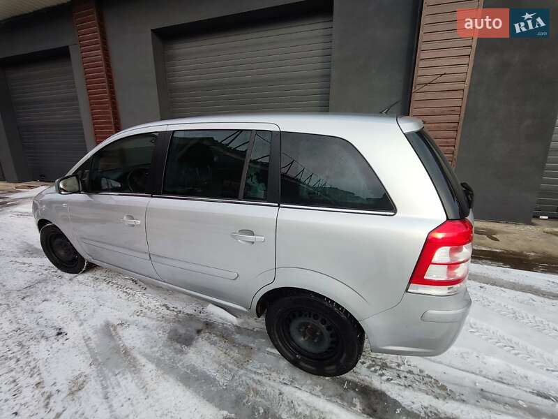 Минивэн Opel Zafira 2010 в Белой Церкви фото 8 Минивэн Opel Zafira 2010 в Белой Церкви