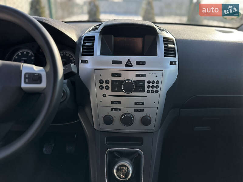 Минивэн Opel Zafira 2009 в Виннице