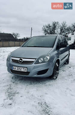 Мінівен Opel Zafira 2011 в Смілі