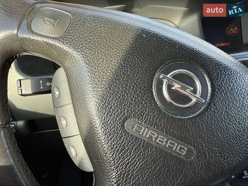 Минивэн Opel Zafira 2004 в Стрые фото 43 Минивэн Opel Zafira 2004 в Стрые