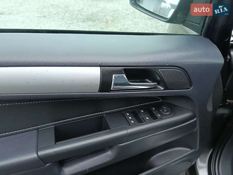 Минивэн Opel Zafira 2009 в Ровно