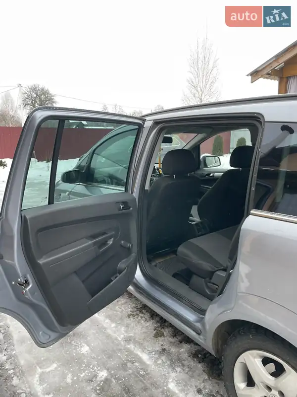 Opel Zafira 2010 VIN W0L0AHM75A2127002 фото оголошення 4 з 50