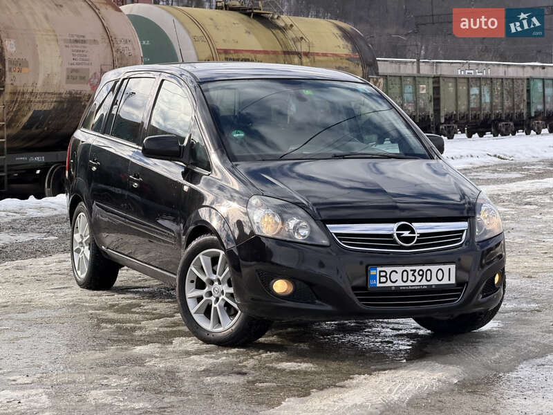 Opel Zafira 2011 Opel Zafira 2011