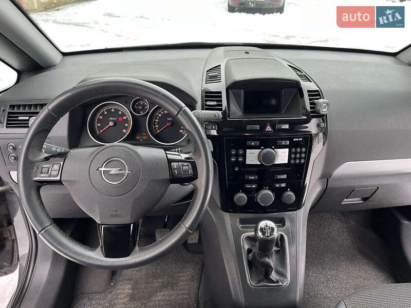 Минивэн Opel Zafira 2011 в Коломые