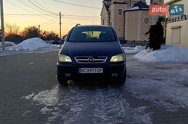 Мінівен Opel Zafira 2001 в Рава-Руській