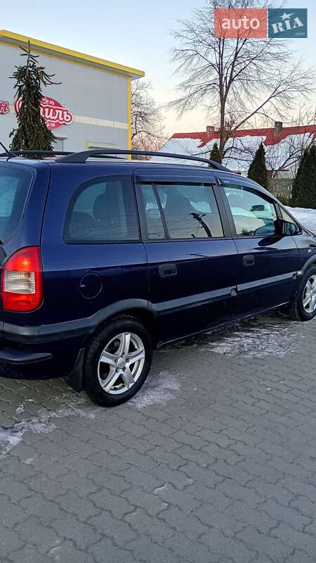 Минивэн Opel Zafira 2001 в Рава-Русской