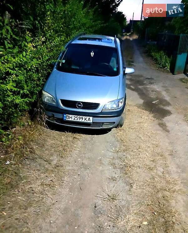 Opel Zafira 2000