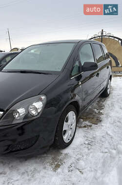 Минивэн Opel Zafira 2010 в Тернополе