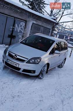 Мінівен Opel Zafira 2007 в Дніпрі
