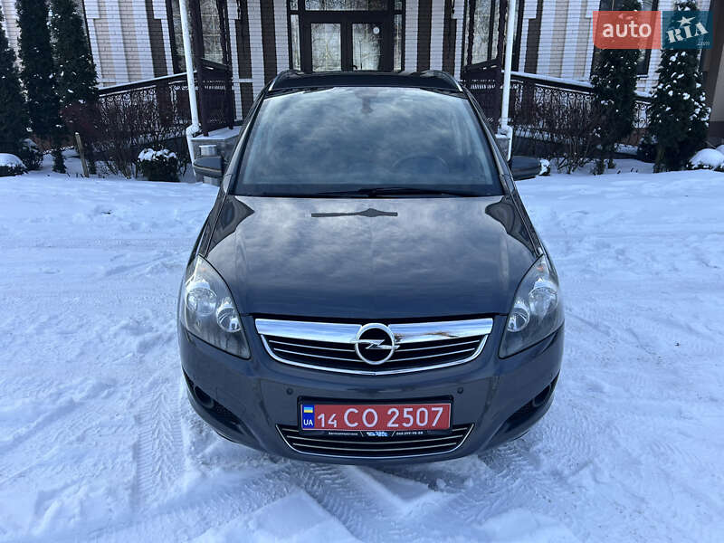 Минивэн Opel Zafira 2009 в Виннице