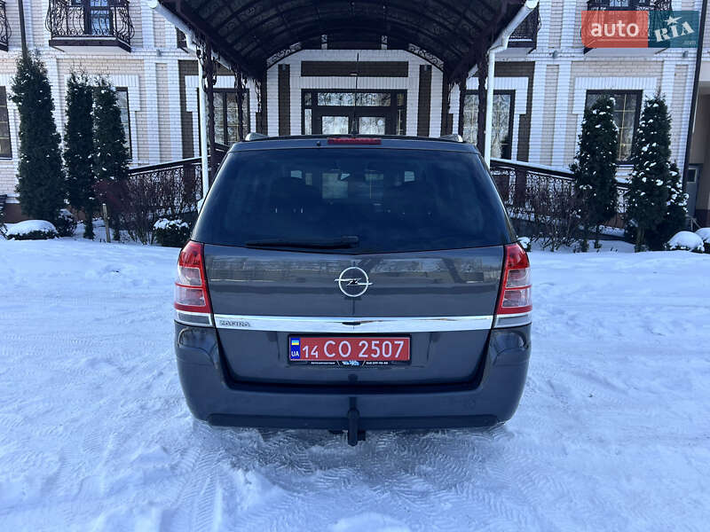 Минивэн Opel Zafira 2009 в Виннице