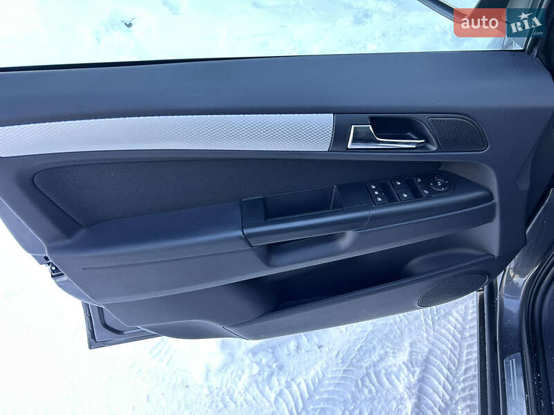 Минивэн Opel Zafira 2009 в Виннице