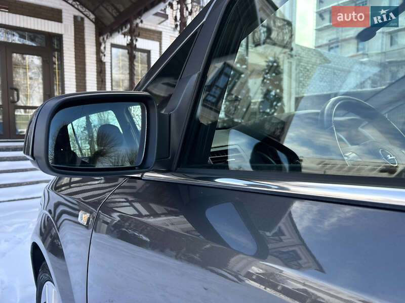 Минивэн Opel Zafira 2009 в Виннице