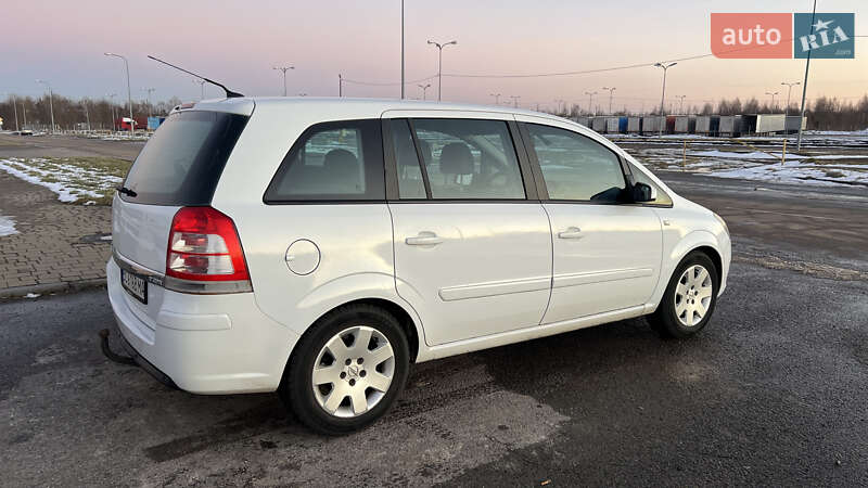 Минивэн Opel Zafira 2008 в Львове