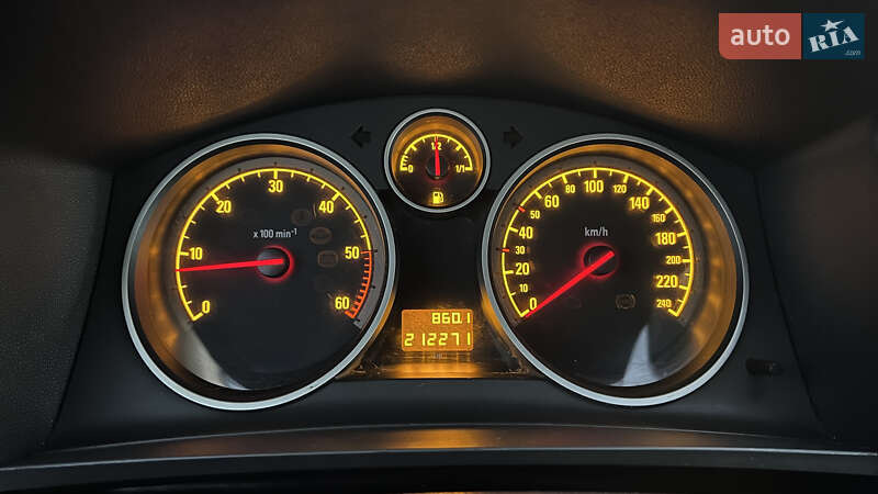 Минивэн Opel Zafira 2008 в Львове