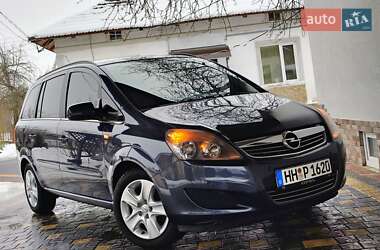 Минивэн Opel Zafira 2010 в Бориславе