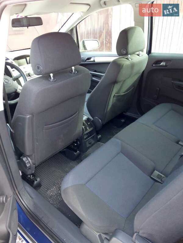Минивэн Opel Zafira 2008 в Нежине