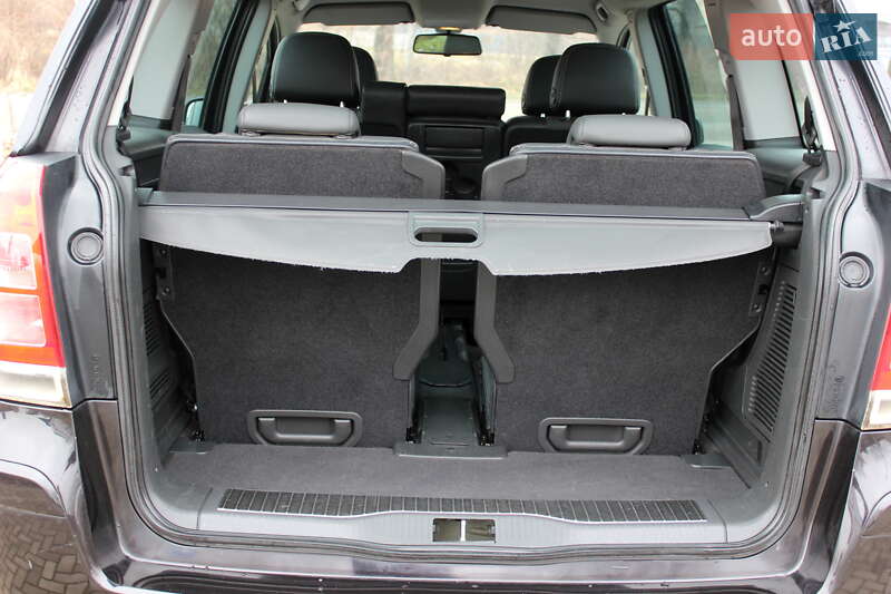 Минивэн Opel Zafira 2011 в Самборе фото 85 Минивэн Opel Zafira 2011 в Самборе