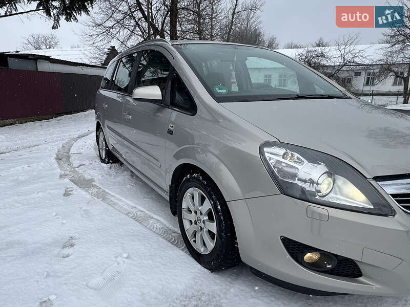 Минивэн Opel Zafira 2009 в Надворной фото 4 Минивэн Opel Zafira 2009 в Надворной