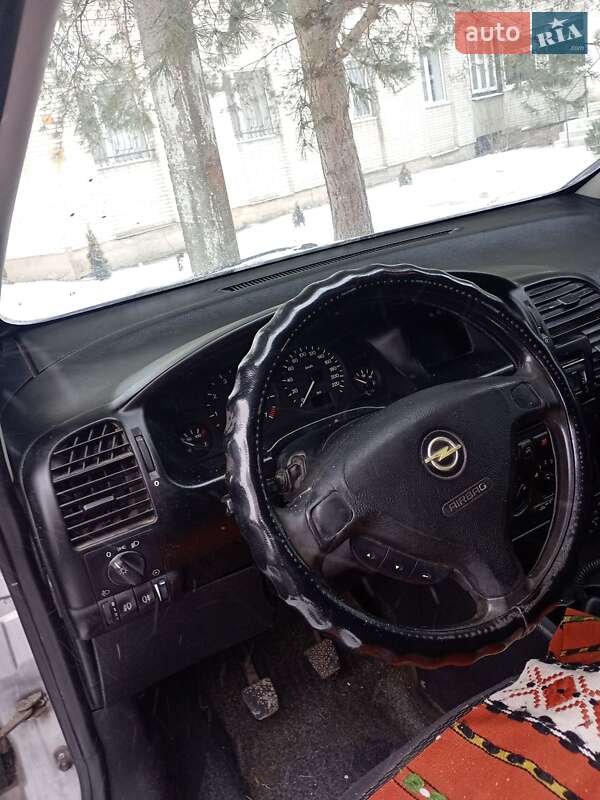 Минивэн Opel Zafira 2000 в Львове фото 2 Минивэн Opel Zafira 2000 в Львове