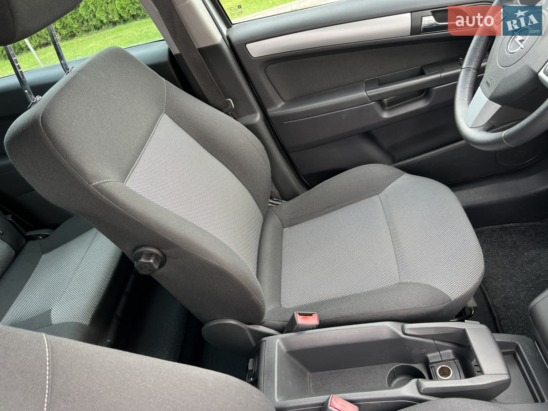 2012 Opel Zafira - мініатюра 28