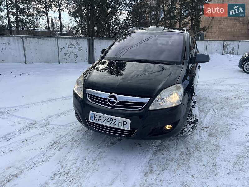 Минивэн Opel Zafira 2009 в Белой Церкви фото Минивэн Opel Zafira 2009 в Белой Церкви