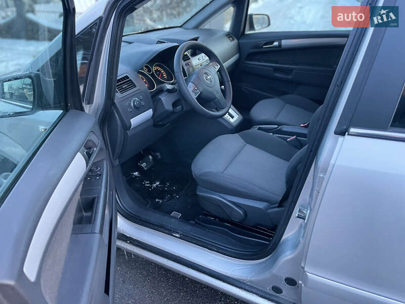 Минивэн Opel Zafira 2008 в Луцке фото 7 Минивэн Opel Zafira 2008 в Луцке