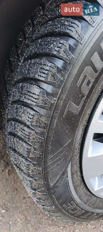 Мінівен Opel Zafira 2012 в Житомирі