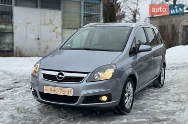 Минивэн Opel Zafira 2007 в Дубно