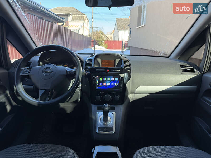 Минивэн Opel Zafira 2010 в Львове фото 32 Минивэн Opel Zafira 2010 в Львове