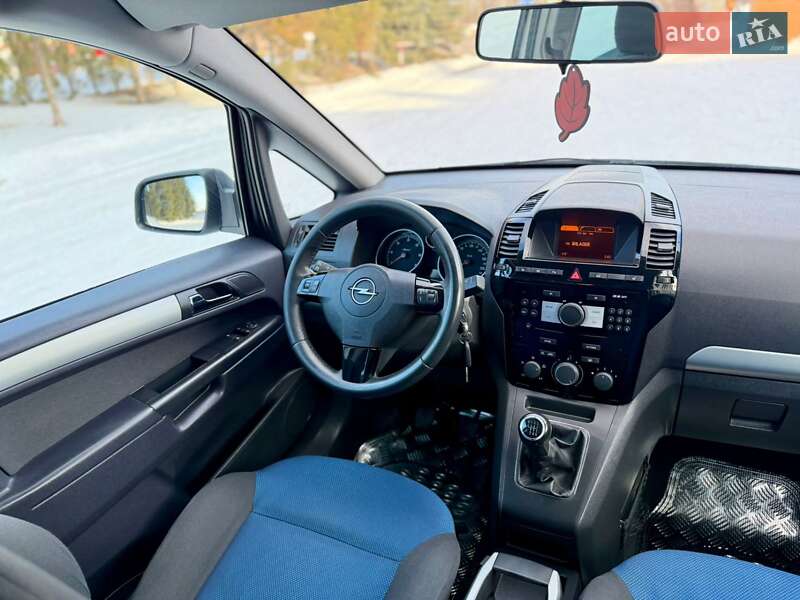 Минивэн Opel Zafira 2011 в Тернополе фото 29 Минивэн Opel Zafira 2011 в Тернополе