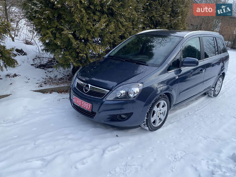 Минивэн Opel Zafira 2011 в Снятине