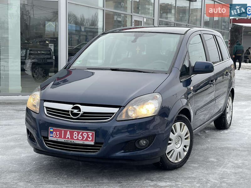 Opel Zafira 2011