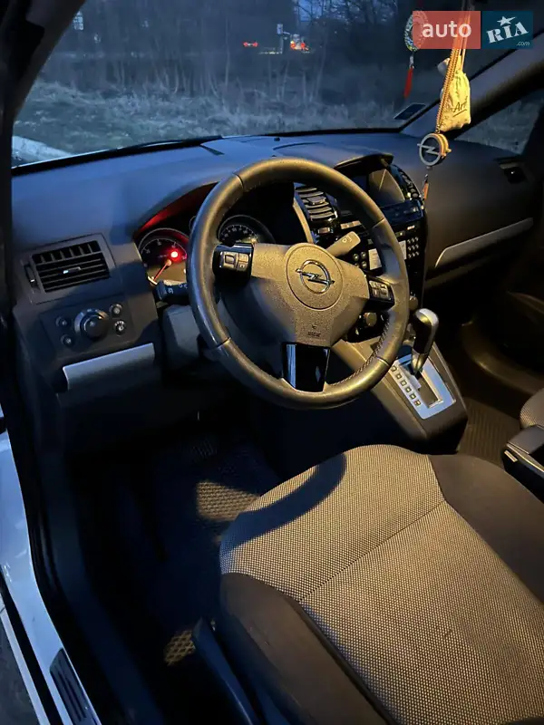 Opel Zafira 2010 VIN W0L0AHM75B2048688 фото оголошення 11 з 113