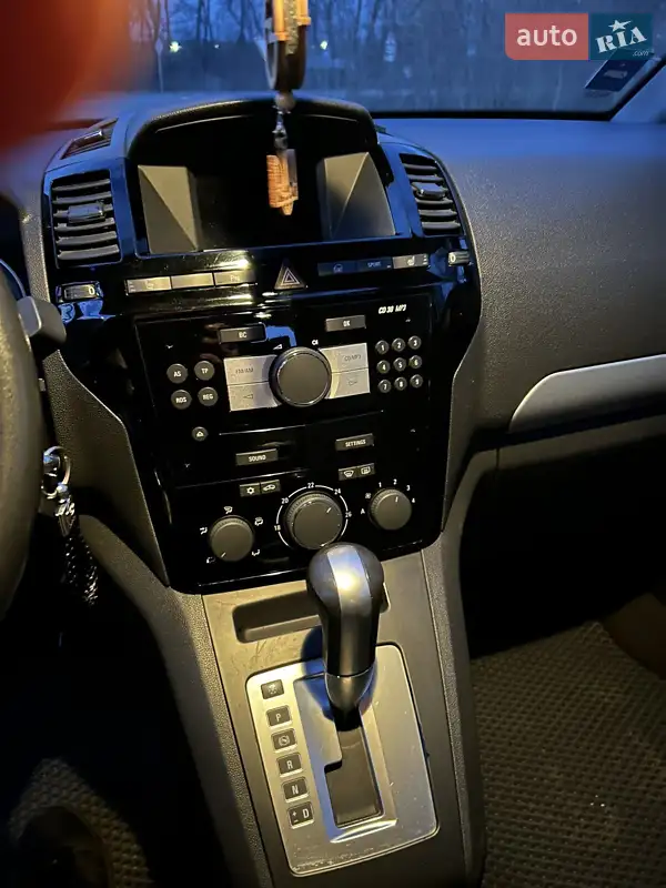 Opel Zafira 2010 VIN W0L0AHM75B2048688 фото оголошення 15 з 113