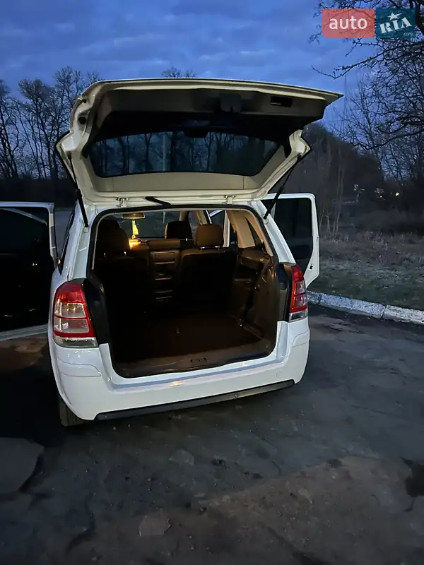 Opel Zafira 2010 VIN W0L0AHM75B2048688 фото оголошення 28 з 113