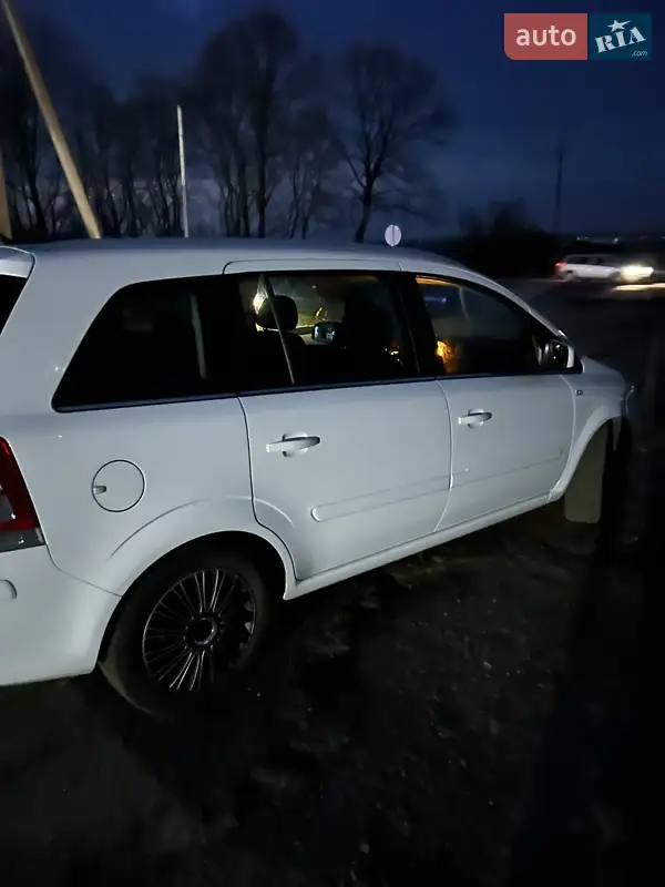 Opel Zafira 2010 VIN W0L0AHM75B2048688 фото оголошення 74 з 113