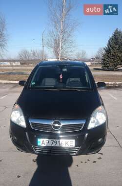 Минивэн Opel Zafira 2008 в Запорожье