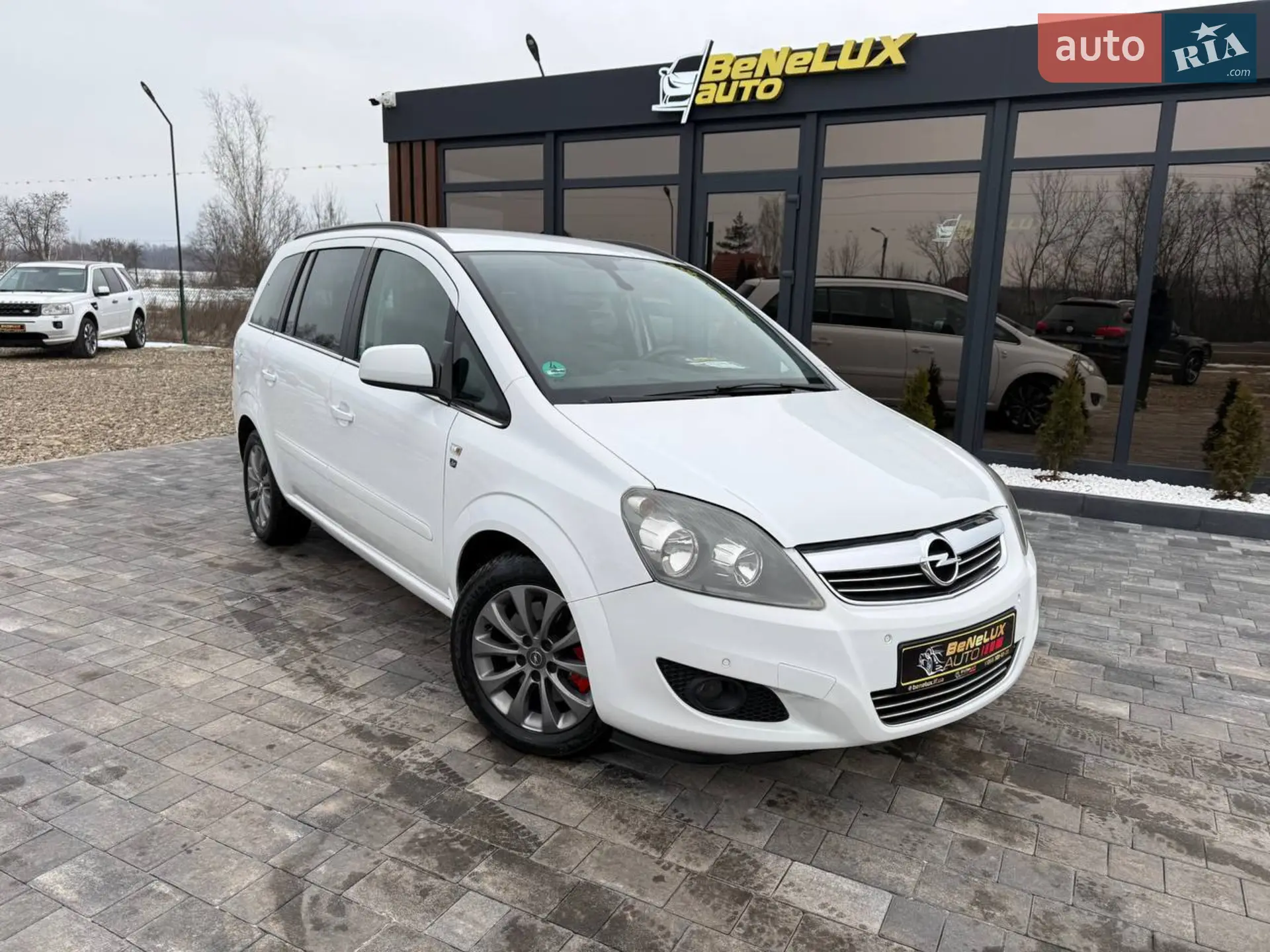 2010 Opel Zafira - мініатюра 2