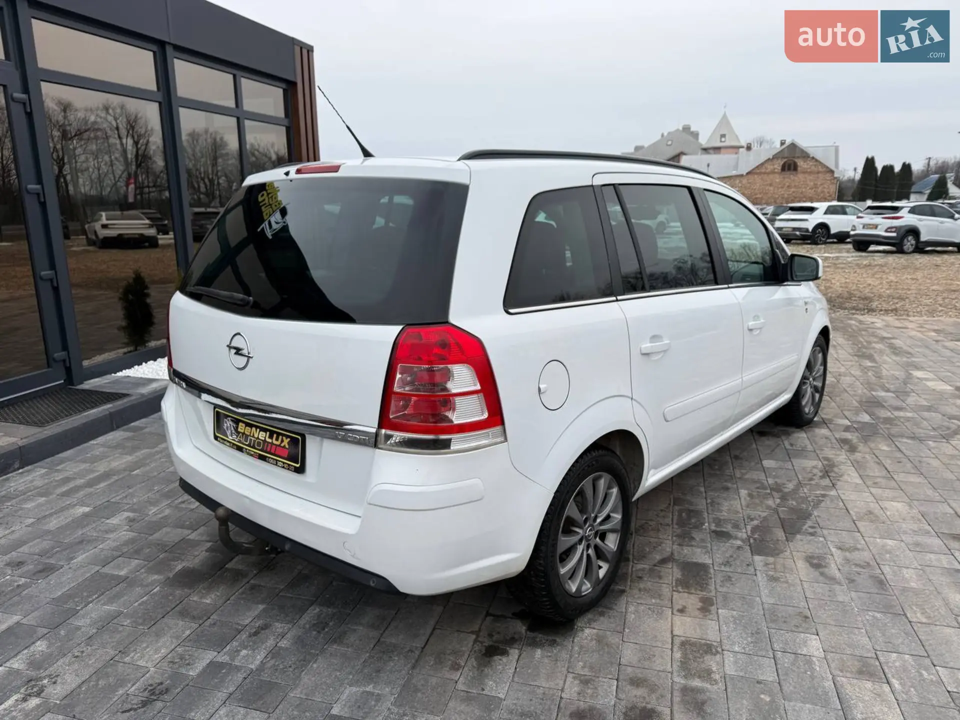 2010 Opel Zafira - мініатюра 11