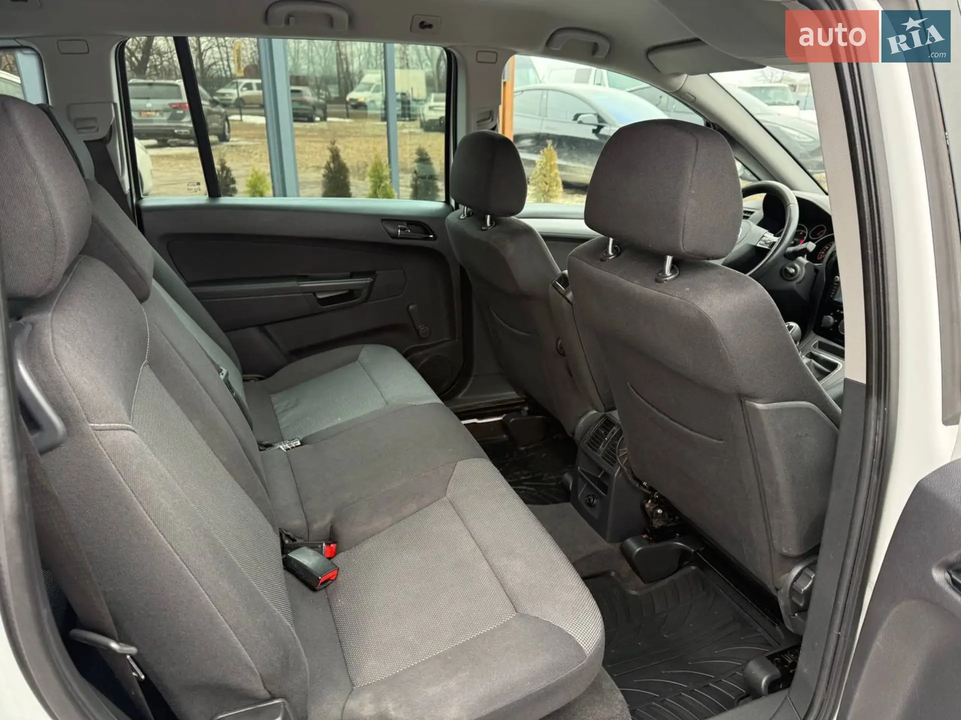 2010 Opel Zafira - мініатюра 19