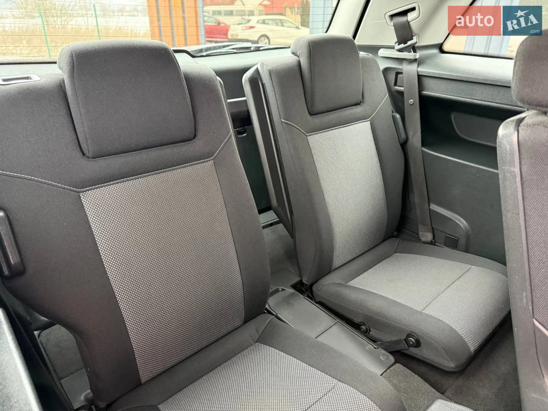 2010 Opel Zafira - мініатюра 21