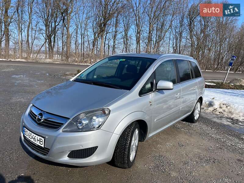 Opel Zafira 2010