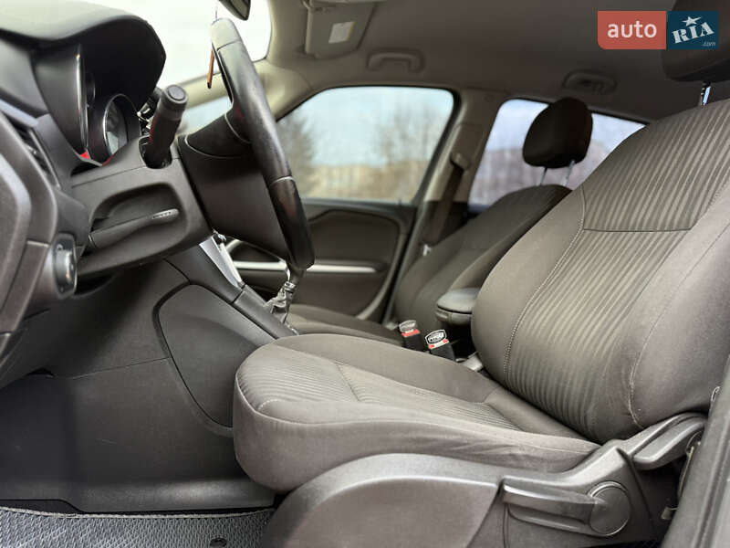 Минивэн Opel Zafira 2012 в Ивано-Франковске