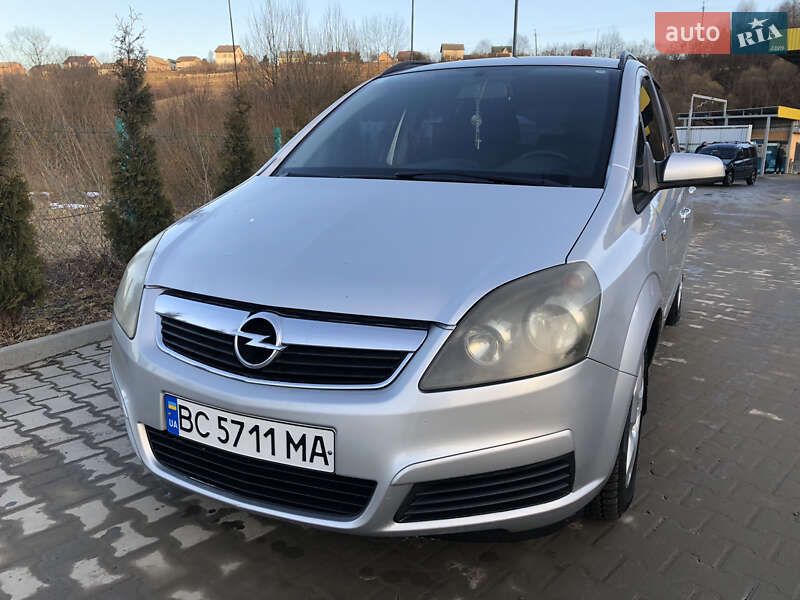 Минивэн Opel Zafira 2006 в Турке