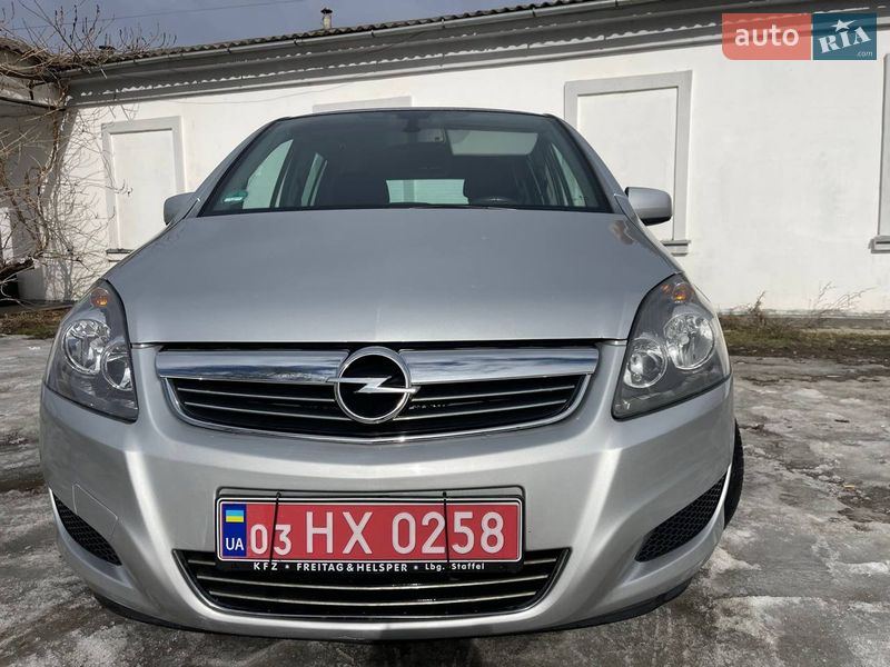Мінівен Opel Zafira 2010 в Білій Церкві